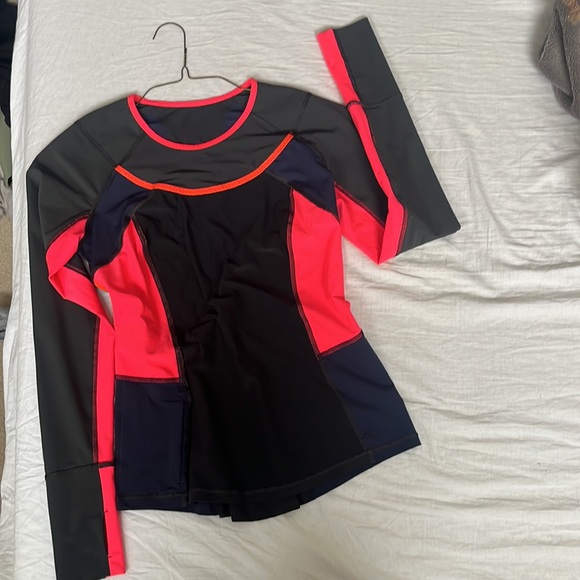 NWOT Lululemon Trail Bound Long Sleeve Shirt - Picture 4 of 5